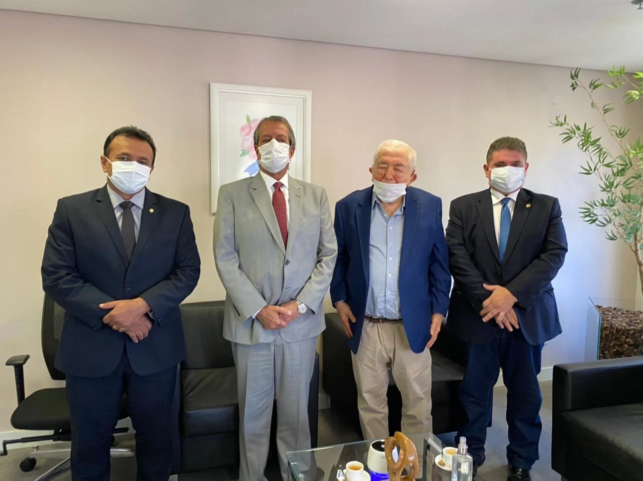 Encontro da bancada piauiense em Brasília afasta debandada do PL no Piauí